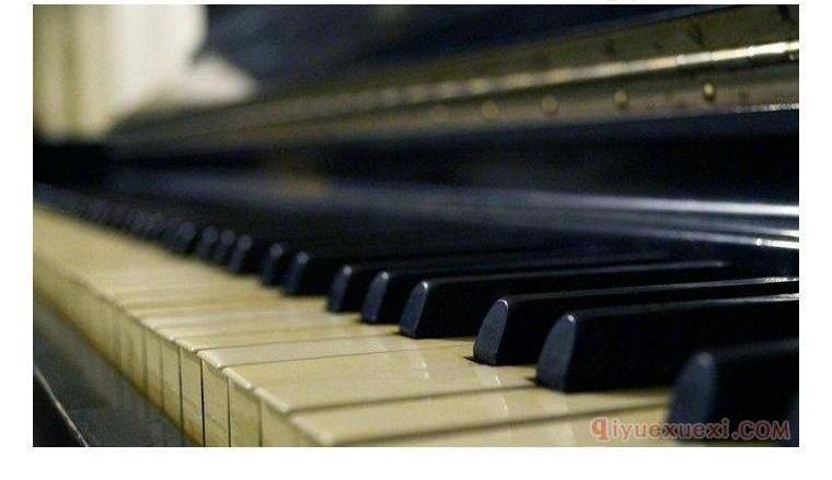 钢琴踏板有什么功能？