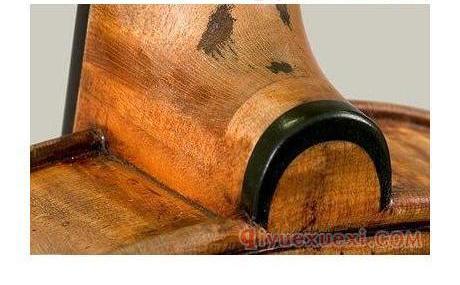 小提琴肩纽镶嵌乌木圈的方法