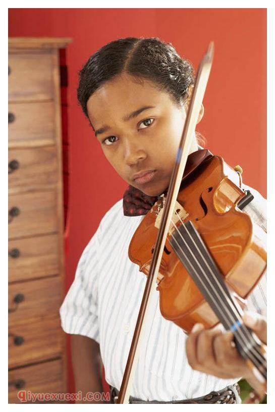 学小提琴需要什么条件？