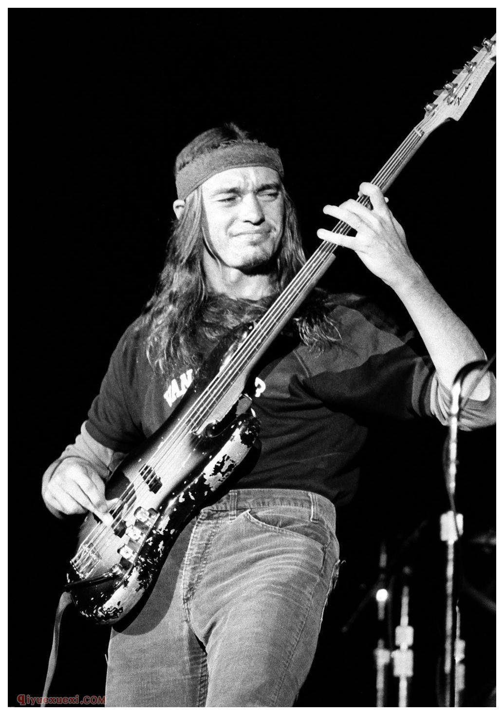 美国贝斯大师《Jaco Pastorius》个人简介