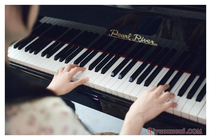 宝宝学习钢琴的最佳时机建议