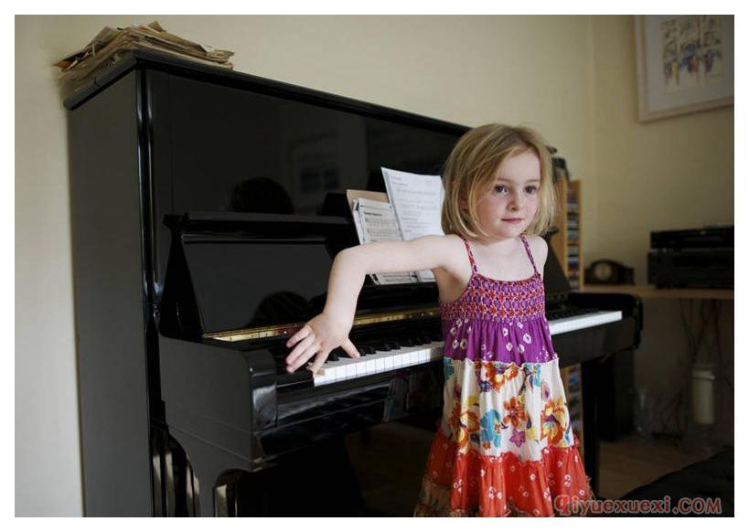 小孩练习钢琴踏板的一些看法
